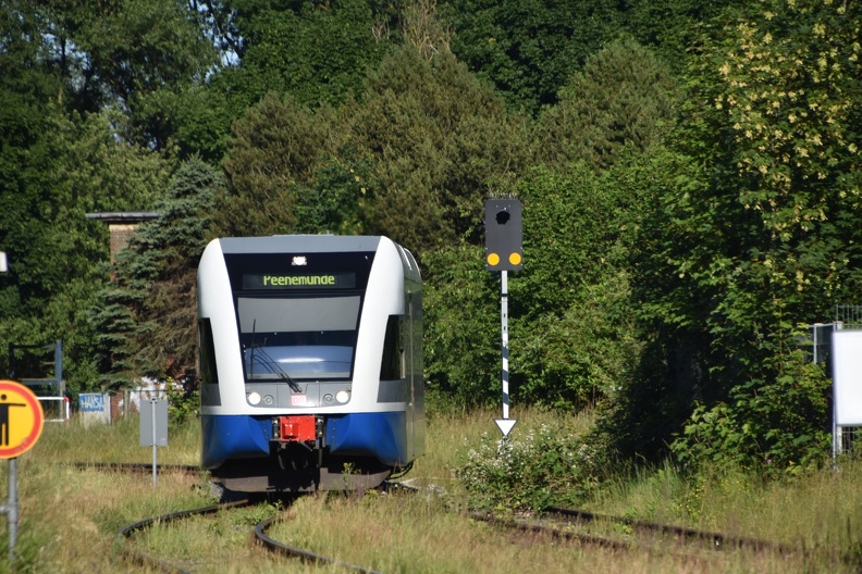 19-06-23 Pee 0384 Ga2 3578